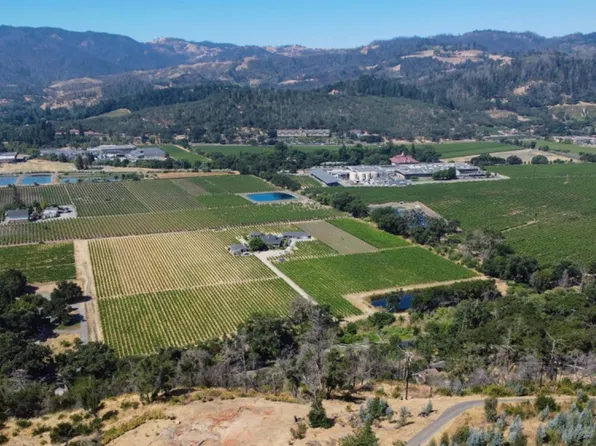 2350 Silverado Trail N, St. Helena, CA 94574