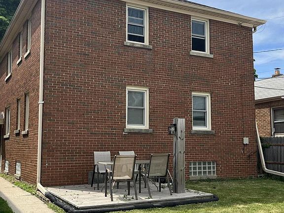 3rd image of 3924 S 2nd STREET