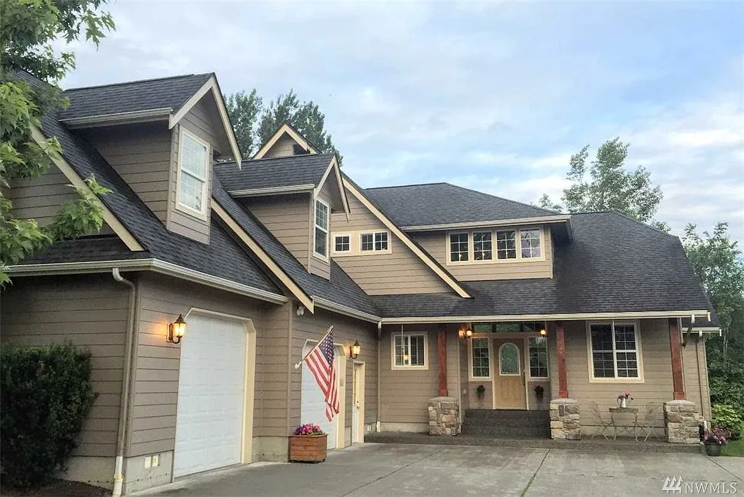 428 Wilson Ln photo 1