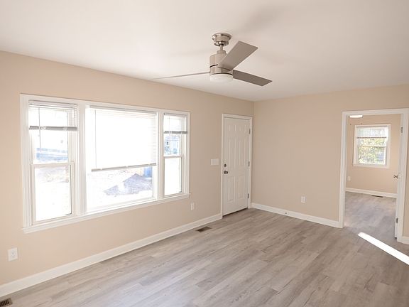2nd image of 407 N Hassell St