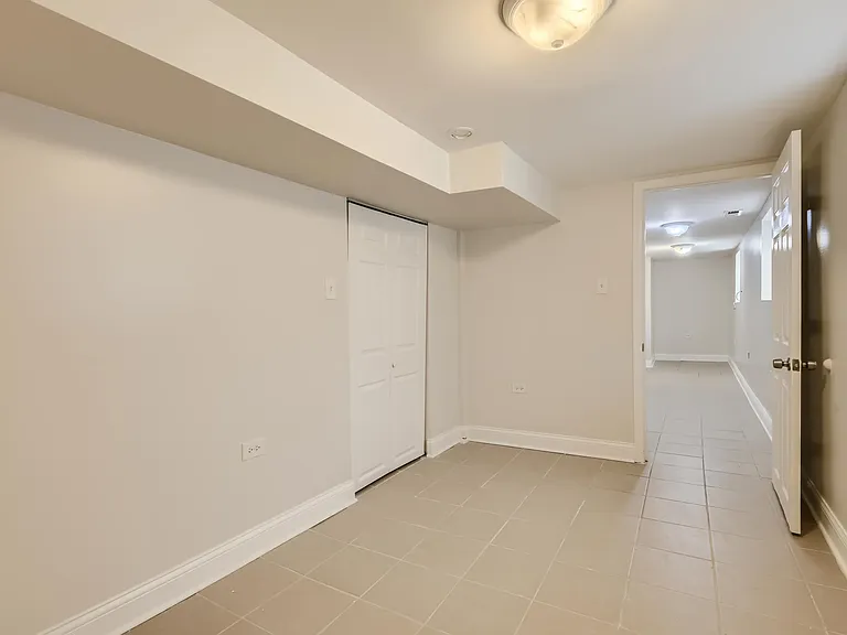 4237 W School St #G — Photo 12