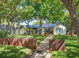 2121 Morning Glory Ave, Fort Worth, TX 76111