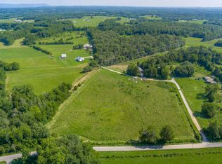 51 Lowry Ln, Chickamauga, GA 30707