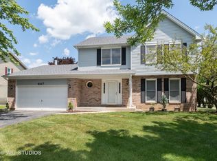 447 Westglen Dr, Naperville, IL 60565