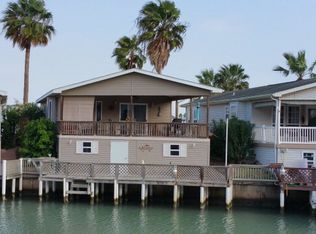 865 W Oyster Dr, Port Isabel, TX 78578