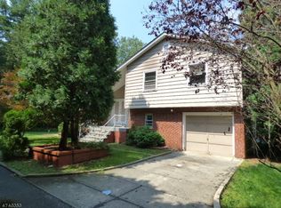 78 River Rd, Stanhope, NJ 07874