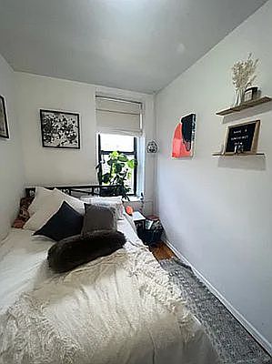 2nd image of 350 E 53rd St APT 2C