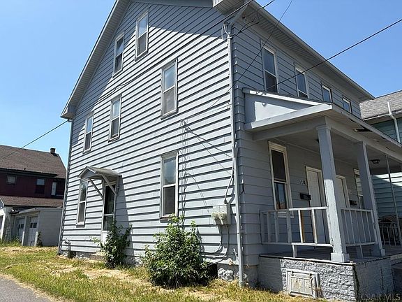 2nd image of 114-114 1/2 I St