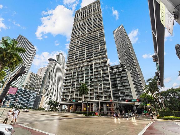 2nd image of 485 Brickell Avenue #2506