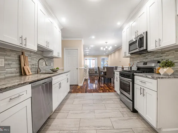 216 W Clapier St, Philadelphia, PA 19144