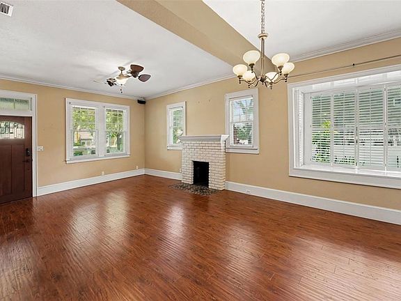 5th image of 450 13TH AVENUE N