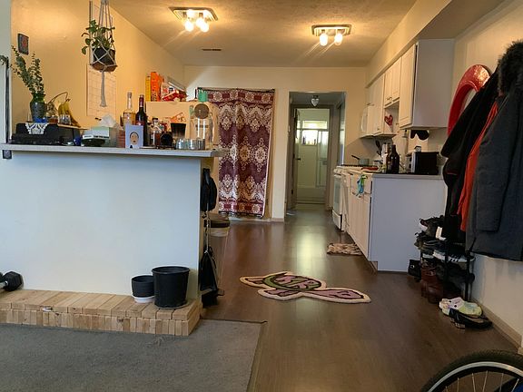 4th image of 491 Alden Ave #D
