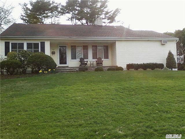 1st image of 30 Old Town Ln
