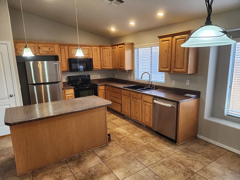 8375 W Bluefield Ave — Photo 3