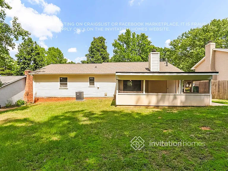 5937 Loch Arbor Ln — Photo 16
