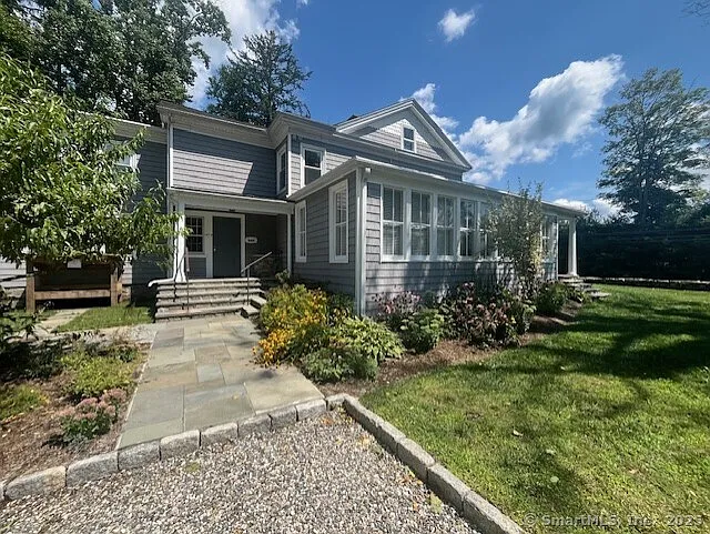 487 Danbury Rd — Photo 1