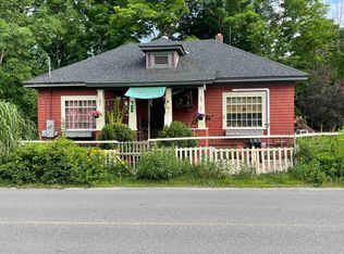 416 Giddings St, North Springfield, VT 05150