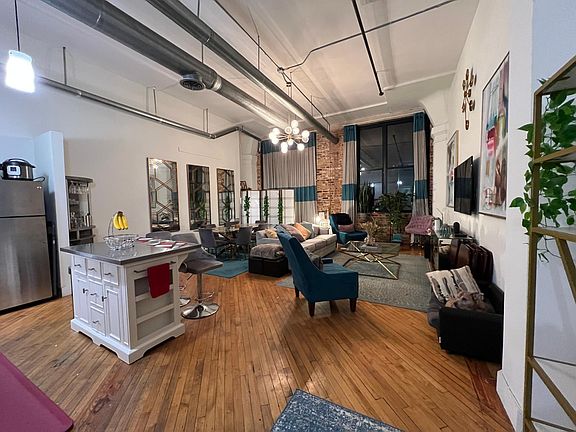 Open floor concept - kitchen, living, and dining area