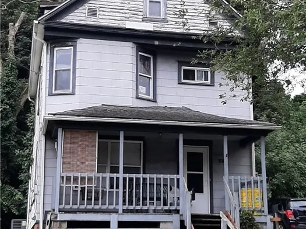 1074 Johnston St, Akron, OH 44306