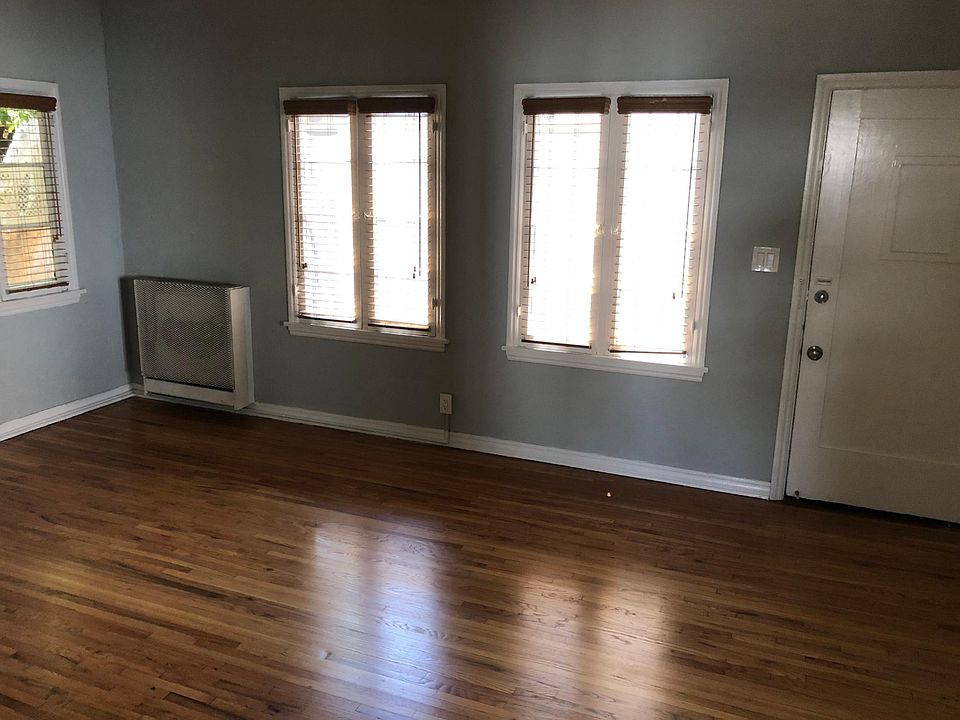 1st image of 1011 N Alfred St #12