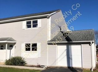 2875 Sherwood Ln, Dover, PA
