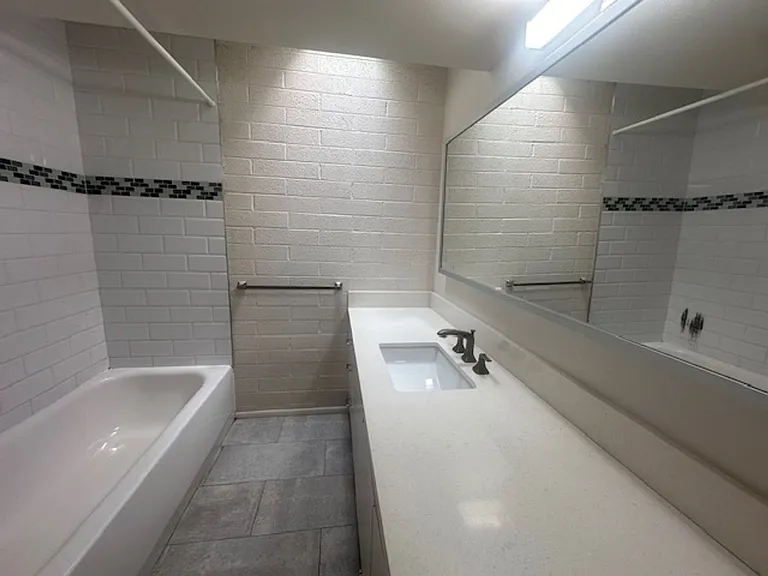 4225 N 36th St #5 — Photo 25