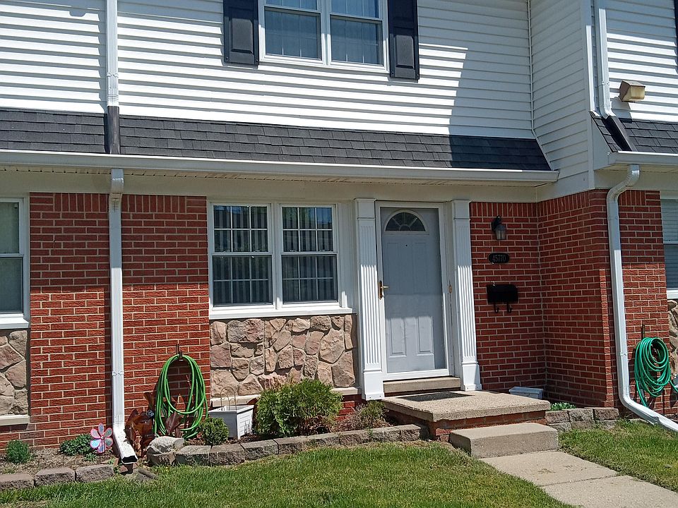 1st image of 45770 Kensington St
