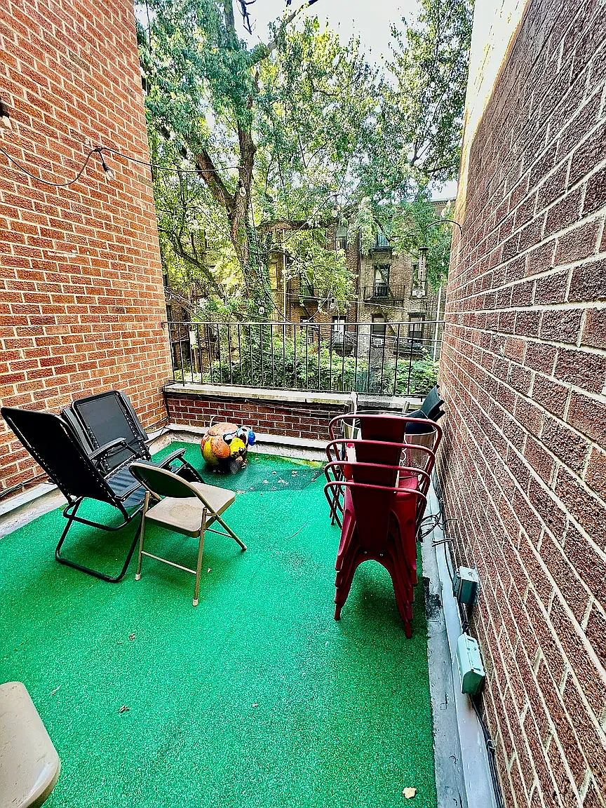 502 Atlantic Avenue — Photo 2