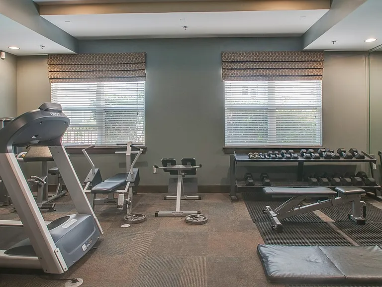 3000 Vanderbilt Pl #443 — Photo 8