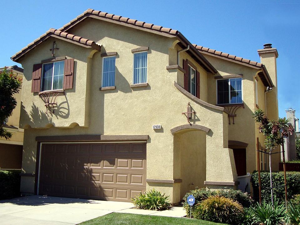 1st image of 12938 Canary Ct