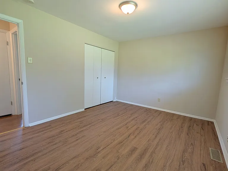 3356 Clemens Dr — Photo 30