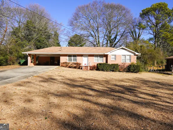 626 Barksdale Dr, Forest Park, GA 30297