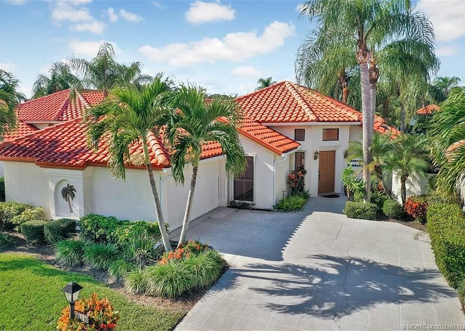 1st image of 2897 SW Mariposa Cir