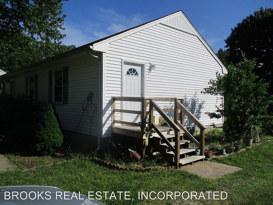 1st image of 4611 Rochambeau Dr #A