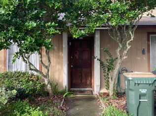 432 Aquatic Dr, Atlantic Beach, FL 32233