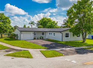 6800 Merion Pl, North Lauderdale, FL 33068