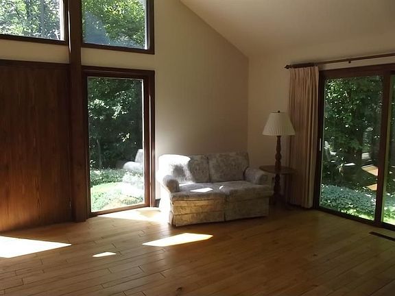 5th image of W4223 Kiekhaefer Pkwy