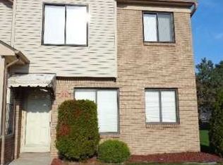 24106 Avon Ln, Clinton Township, MI 48036