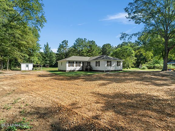 3rd image of 49 Stump Town Rd