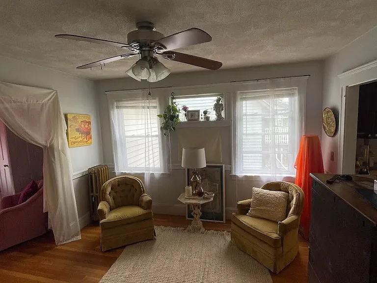 43 Glenmont Rd #2E — Photo 5