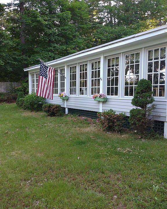 1st image of 3 Spring Ln