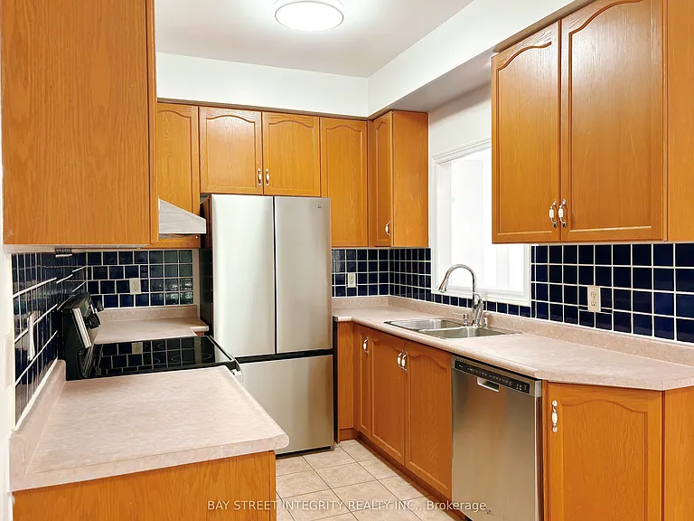 68 Forestwood St — Photo 2