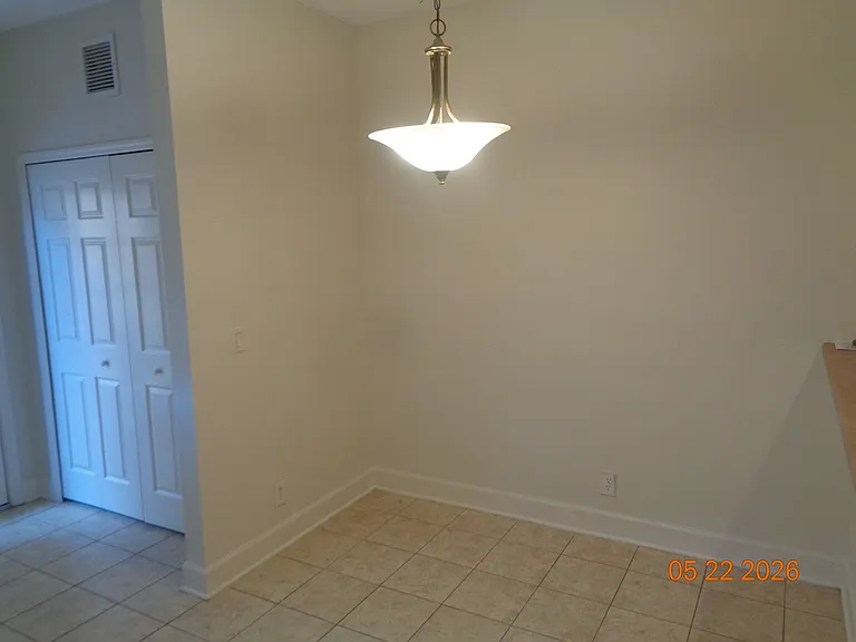 210 Woodhouse Ln — Photo 14