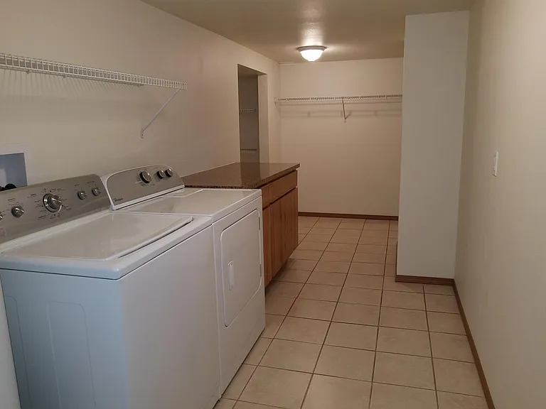 308 N Felts Rd #B — Photo 7