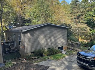 1359 Cobbs Creek Rd, Boone, NC 28607