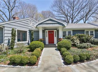 29 Jennie Ln, Westport, CT 06880