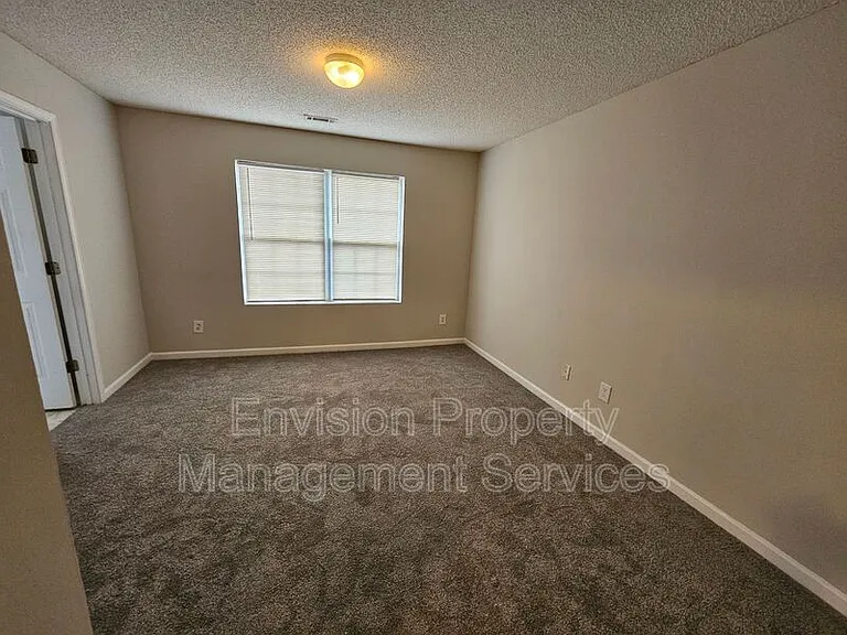 3275 Oakley Pl #18 — Photo 15