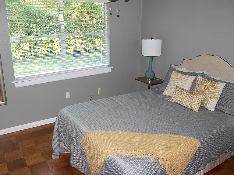 1345 Highland Park Dr — Photo 5