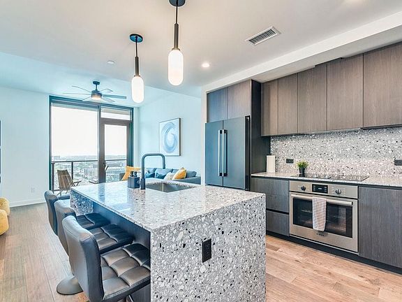 2nd image of 84 East Ave #1902