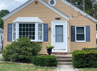 150 Gentian Ave, Providence, RI 02908